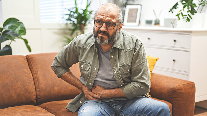 The Symptoms and Risks of Kidney Stones for Men and Women
